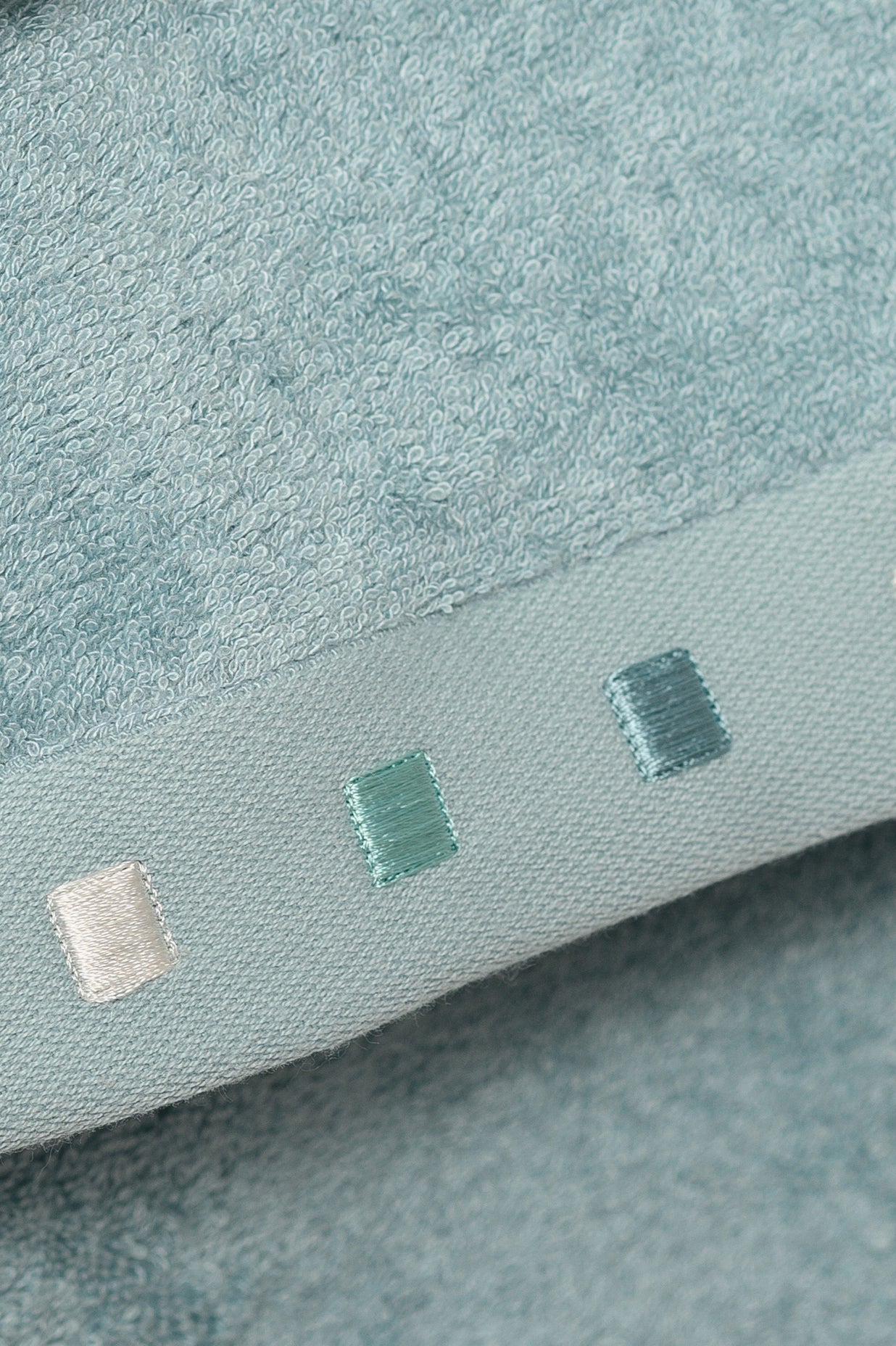 Bamboo Cotton Towel - Extra Absorbent & Eco-Friendly