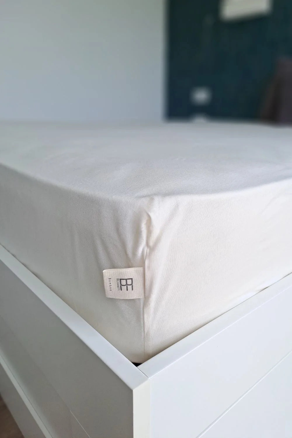 Bamboo-Cotton Fitted Bed Sheet - Luxe Comfort