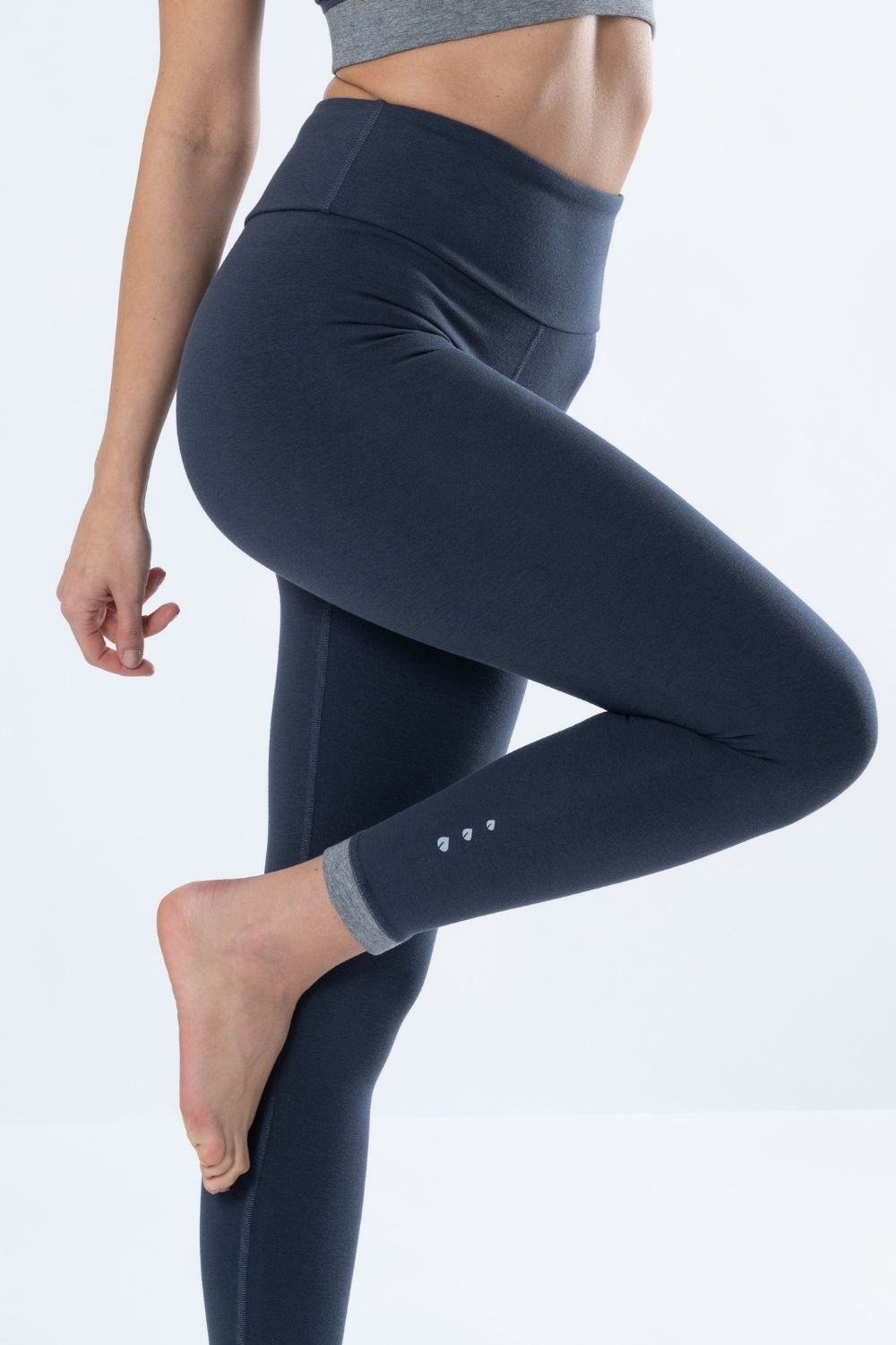 Bamboo BioCotton Mix Solid Color 7/8 Leggings