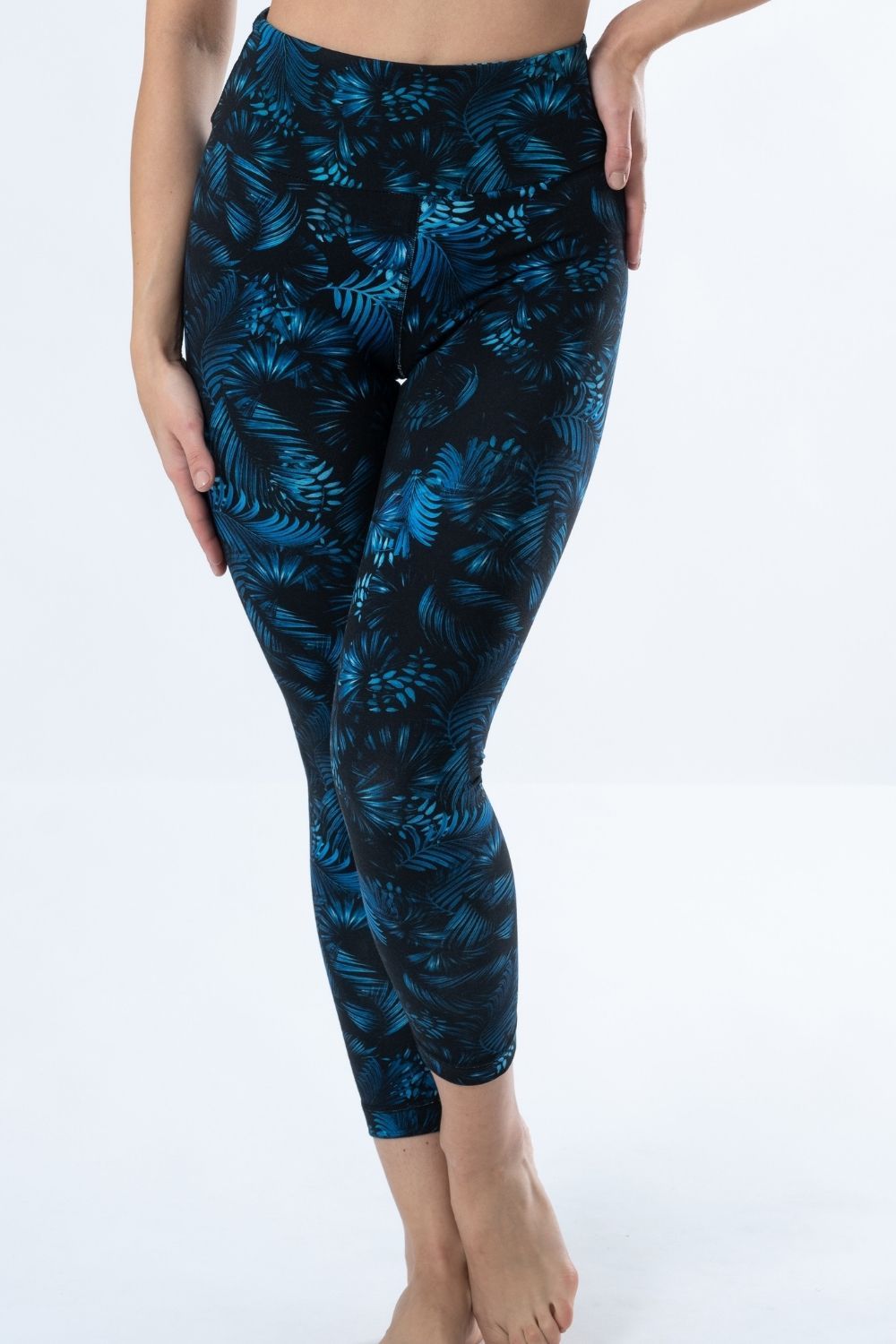 Bamboo Eco-Luxe Leaf Print 7/8 Leggings